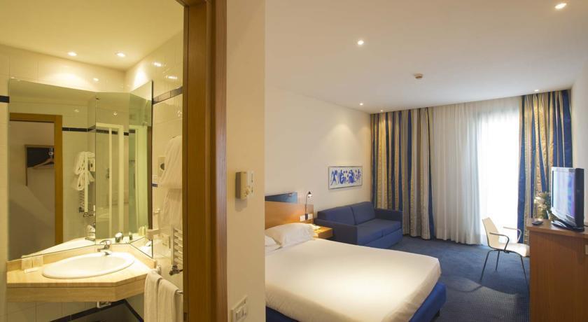 Gp Hotel Рим Экстерьер фото