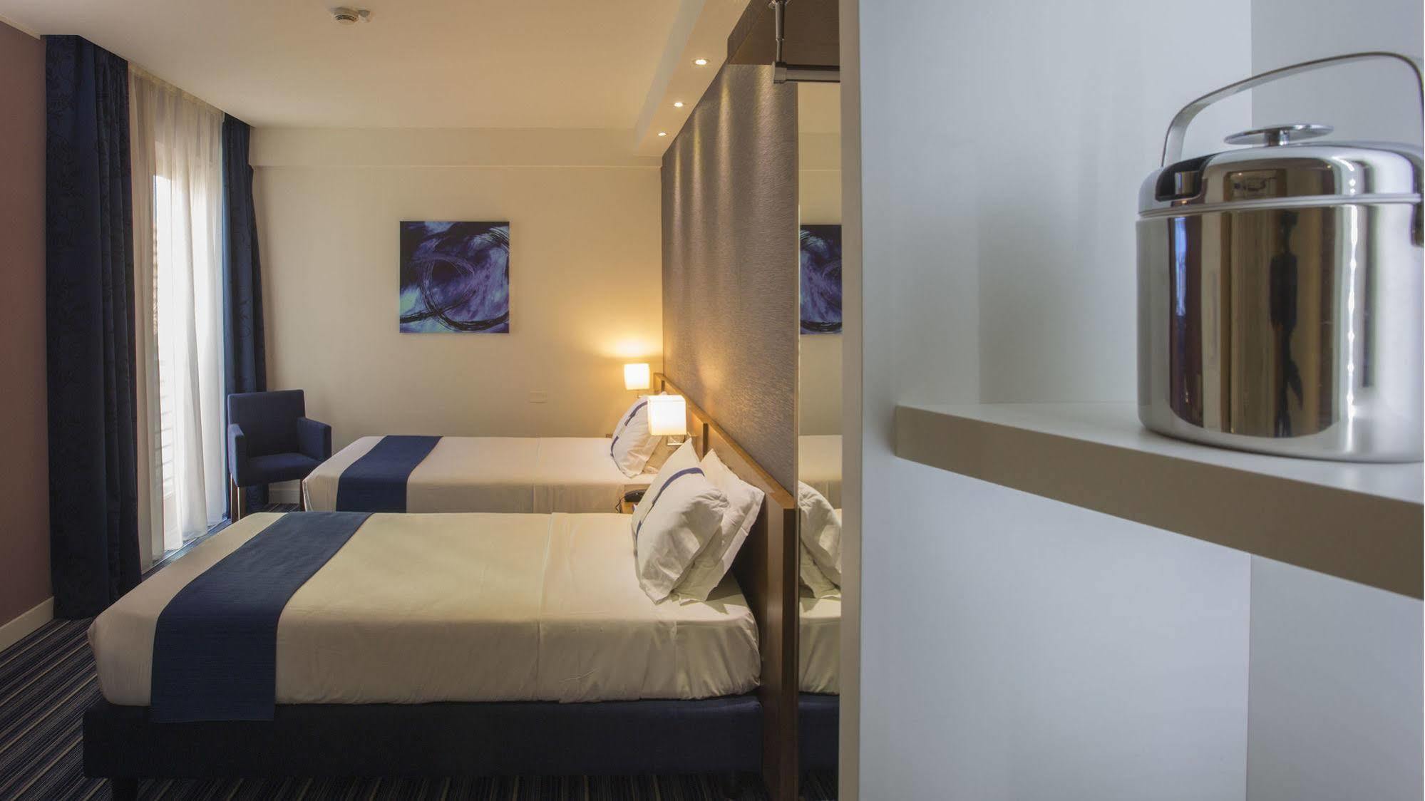Gp Hotel Рим Экстерьер фото